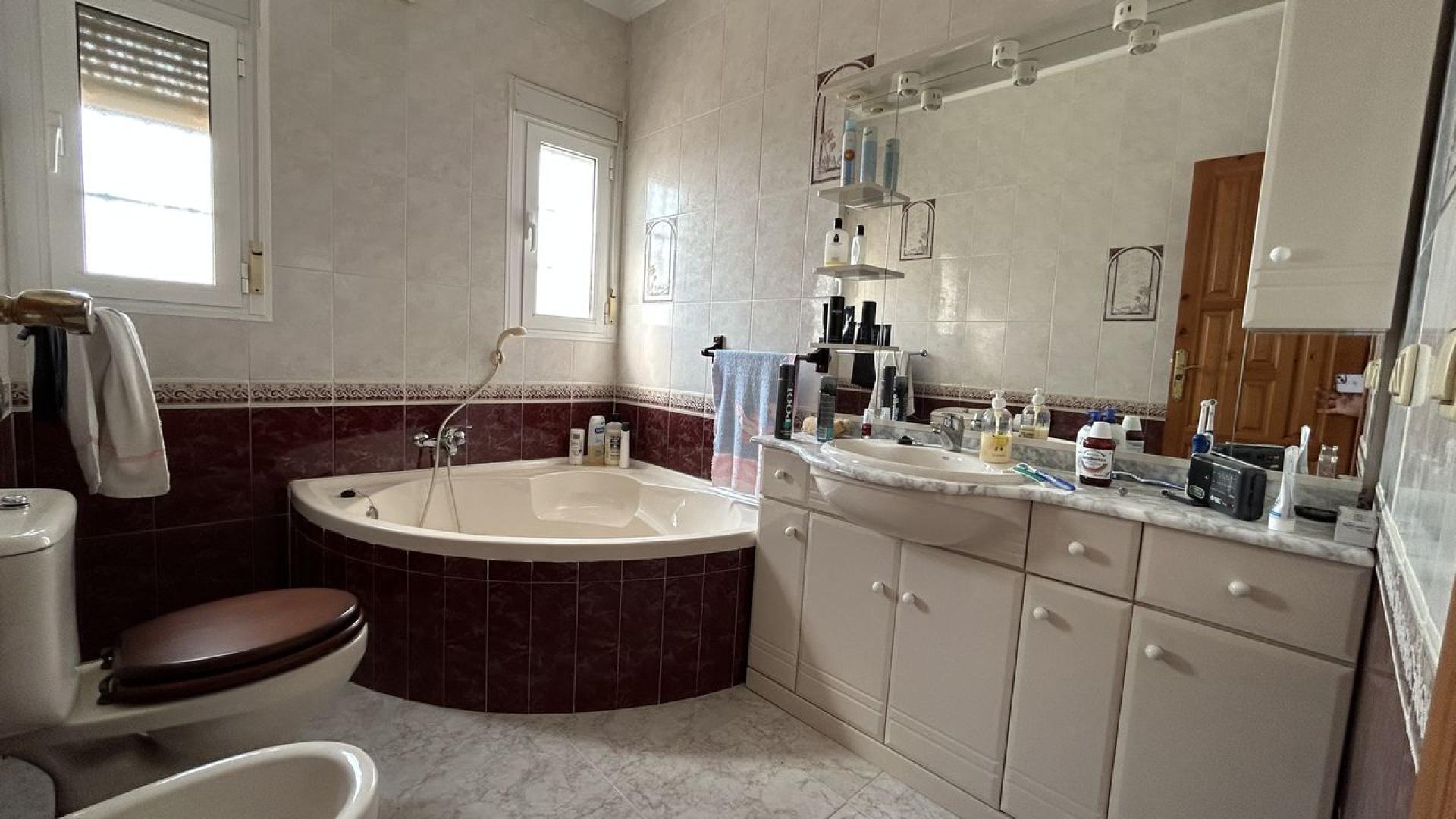 For sale - 5 Bedroom 4 Bathroom Villa in Ciudad Quesada - Costa Blanca  - Alicante