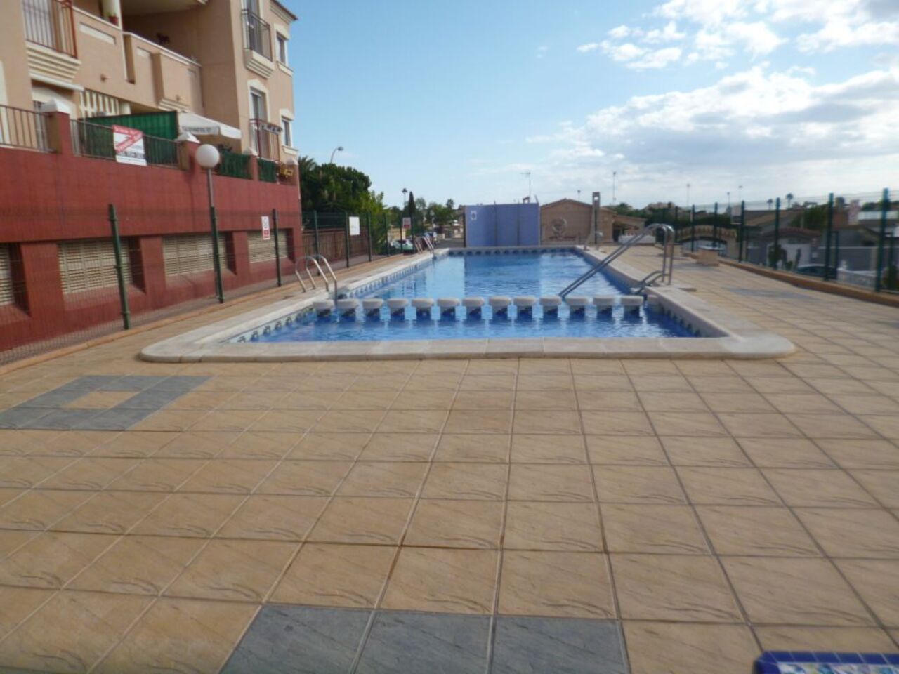 For sale - 3 Bedroom 2 Bathroom Apartment in Playa Flamenca -  - Alicante