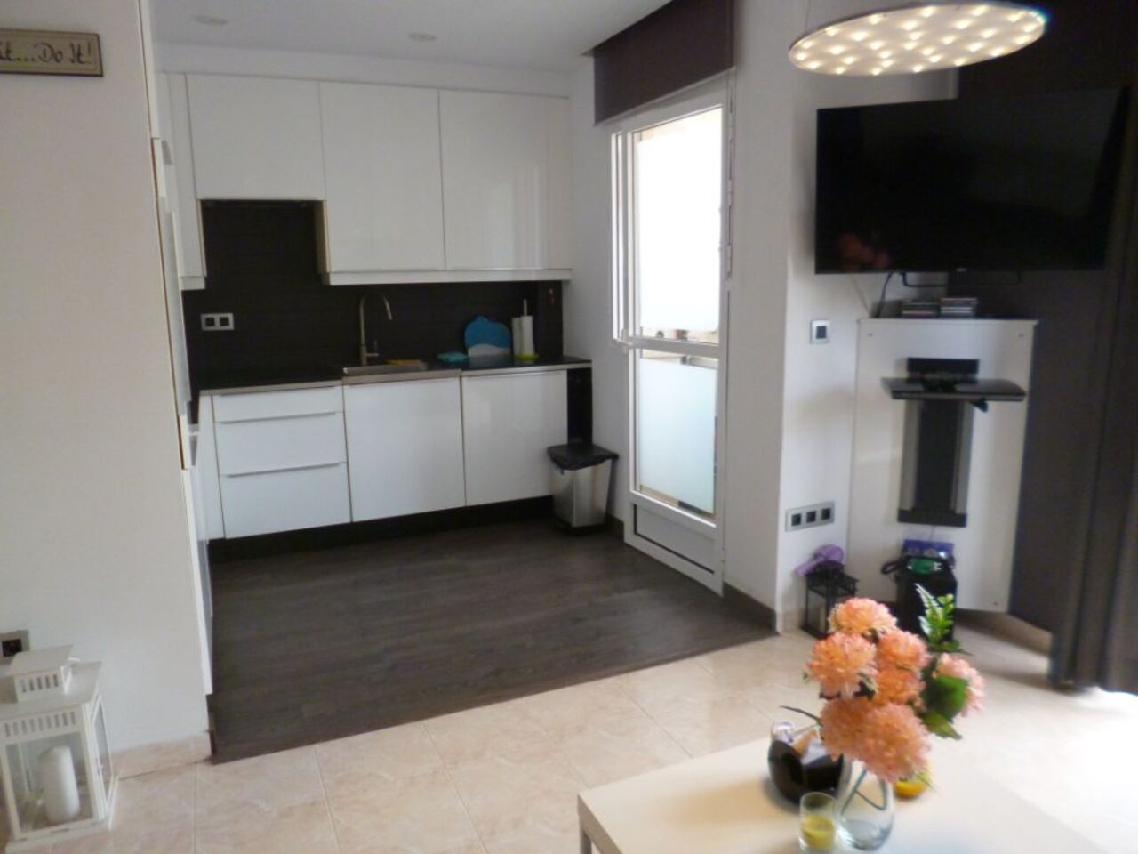 For sale - 3 Bedroom 2 Bathroom Apartment in Playa Flamenca -  - Alicante