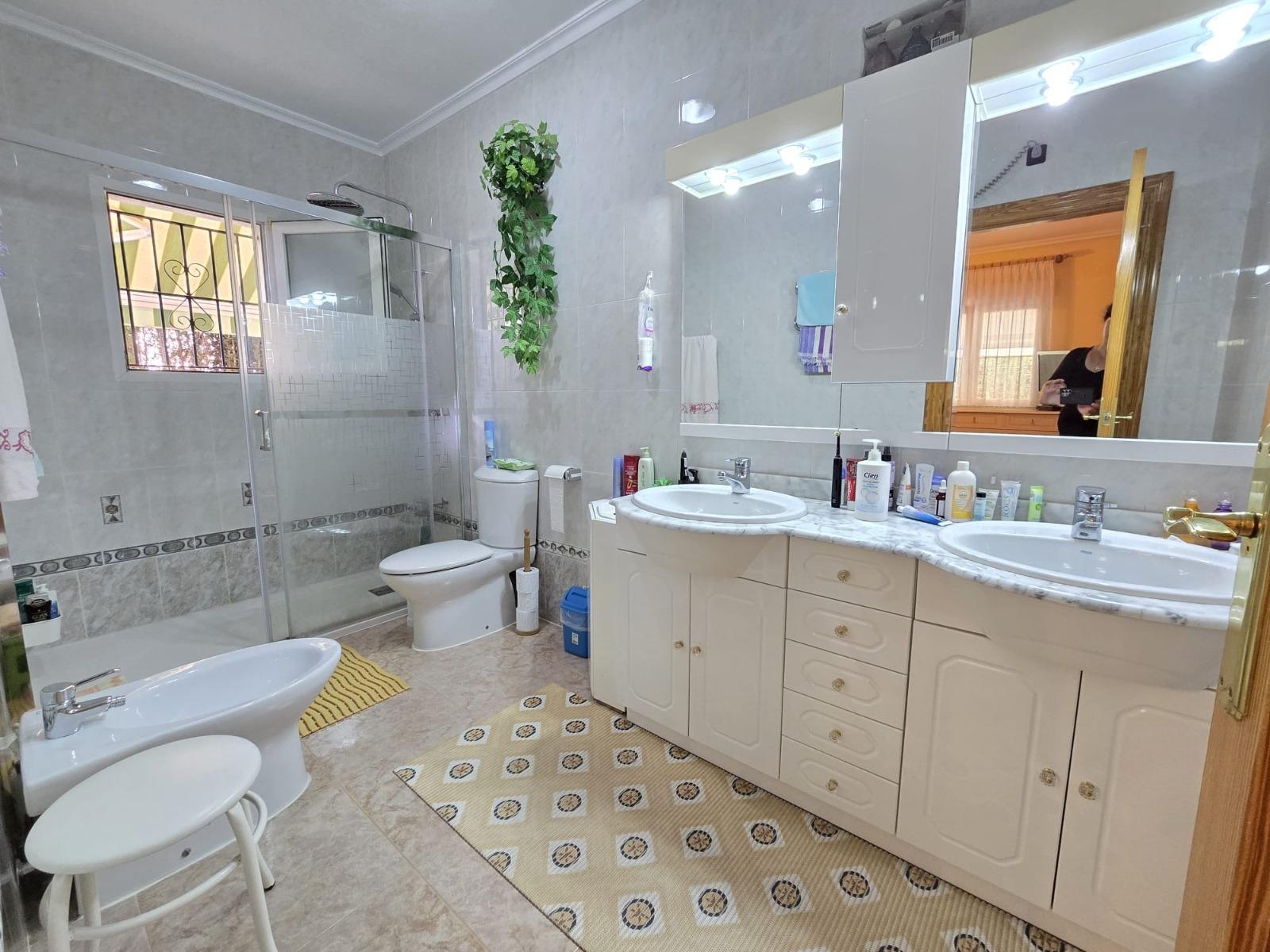 For sale - 3 Bedroom 2 Bathroom Villa in Orihuela Costa - Playa Flamenca  - Alicante