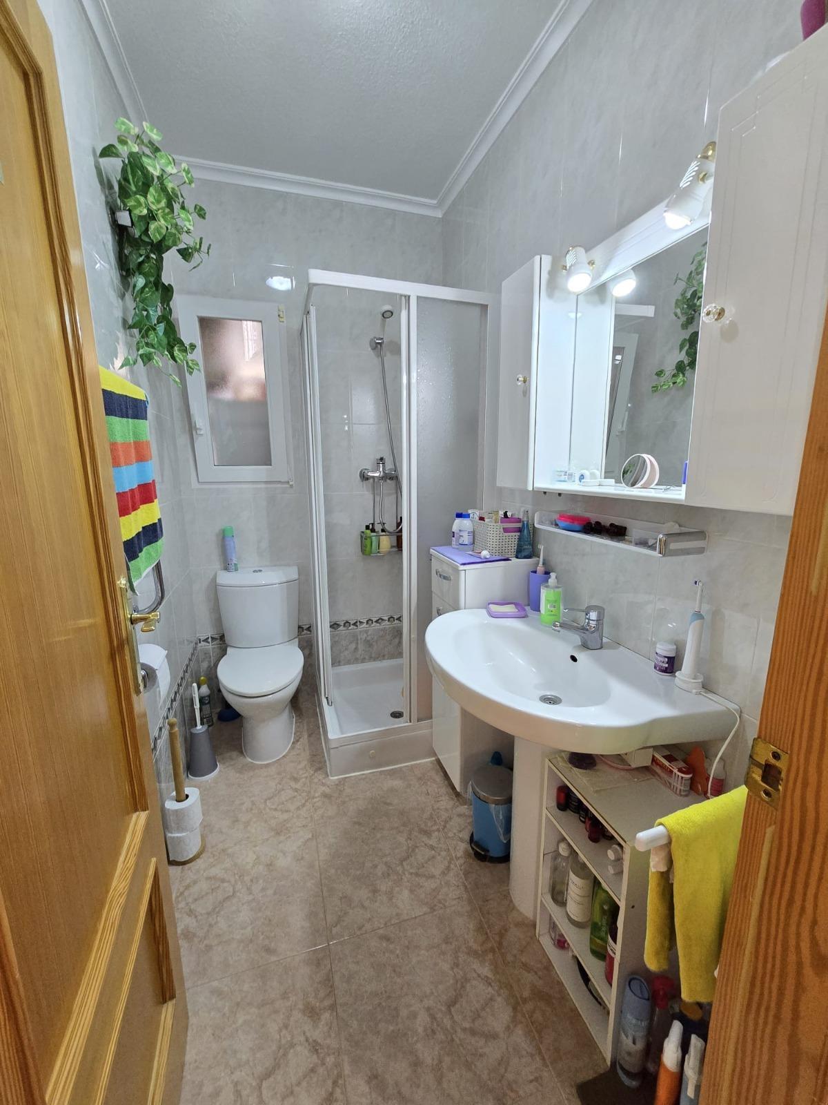 For sale - 3 Bedroom 2 Bathroom Villa in Orihuela Costa - Playa Flamenca  - Alicante