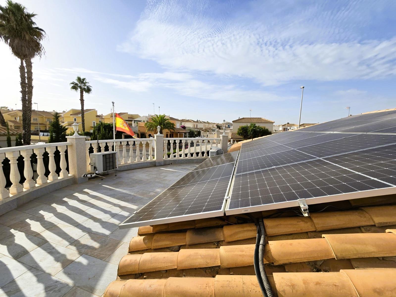 For sale - 3 Bedroom 2 Bathroom Villa in Orihuela Costa - Playa Flamenca  - Alicante