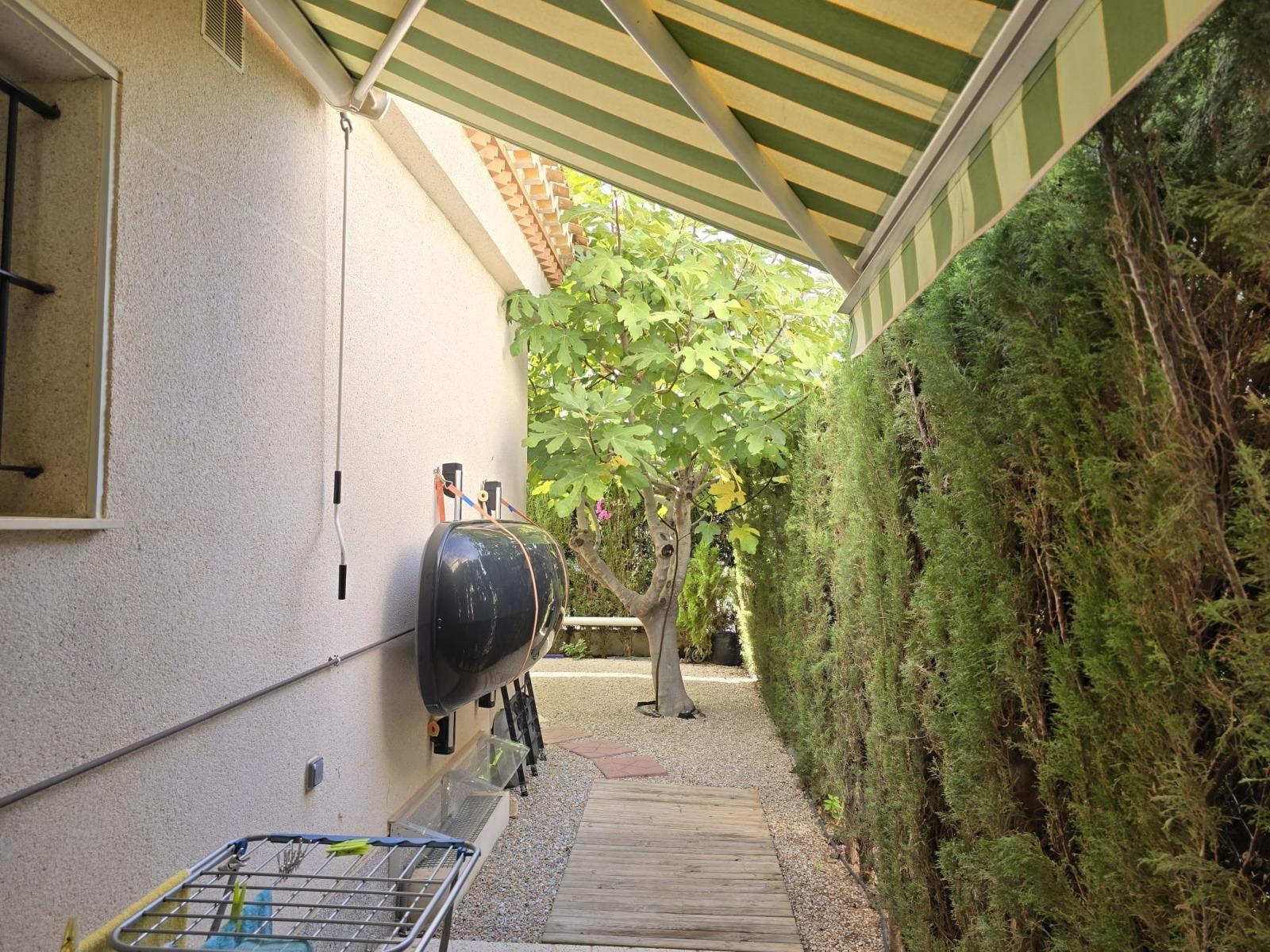 For sale - 3 Bedroom 2 Bathroom Villa in Orihuela Costa - Playa Flamenca  - Alicante