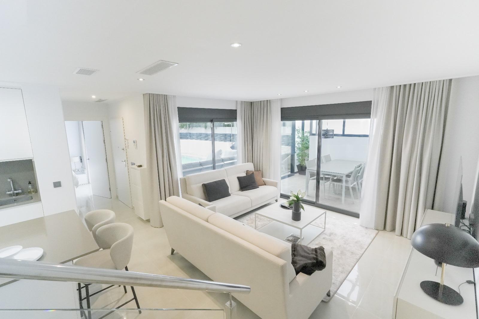 For sale - 3 Bedroom 2 Bathroom Villa in Dolores - Dolores  - Alicante