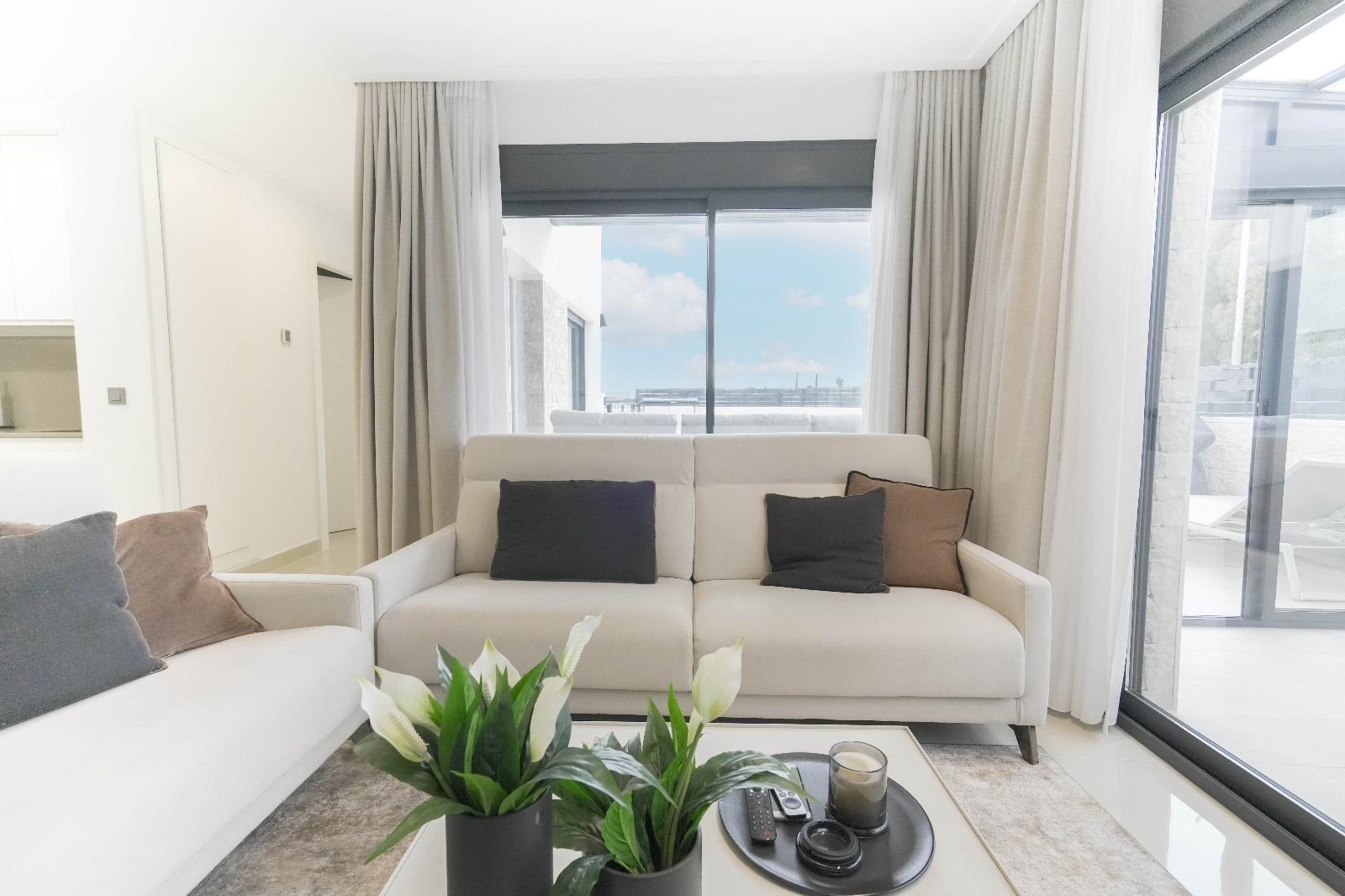 For sale - 3 Bedroom 2 Bathroom Villa in Dolores - Dolores  - Alicante