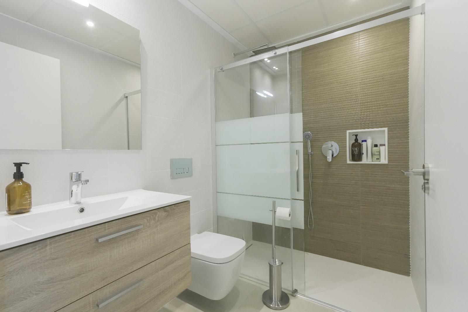 For sale - 3 Bedroom 2 Bathroom Villa in Dolores - Dolores  - Alicante