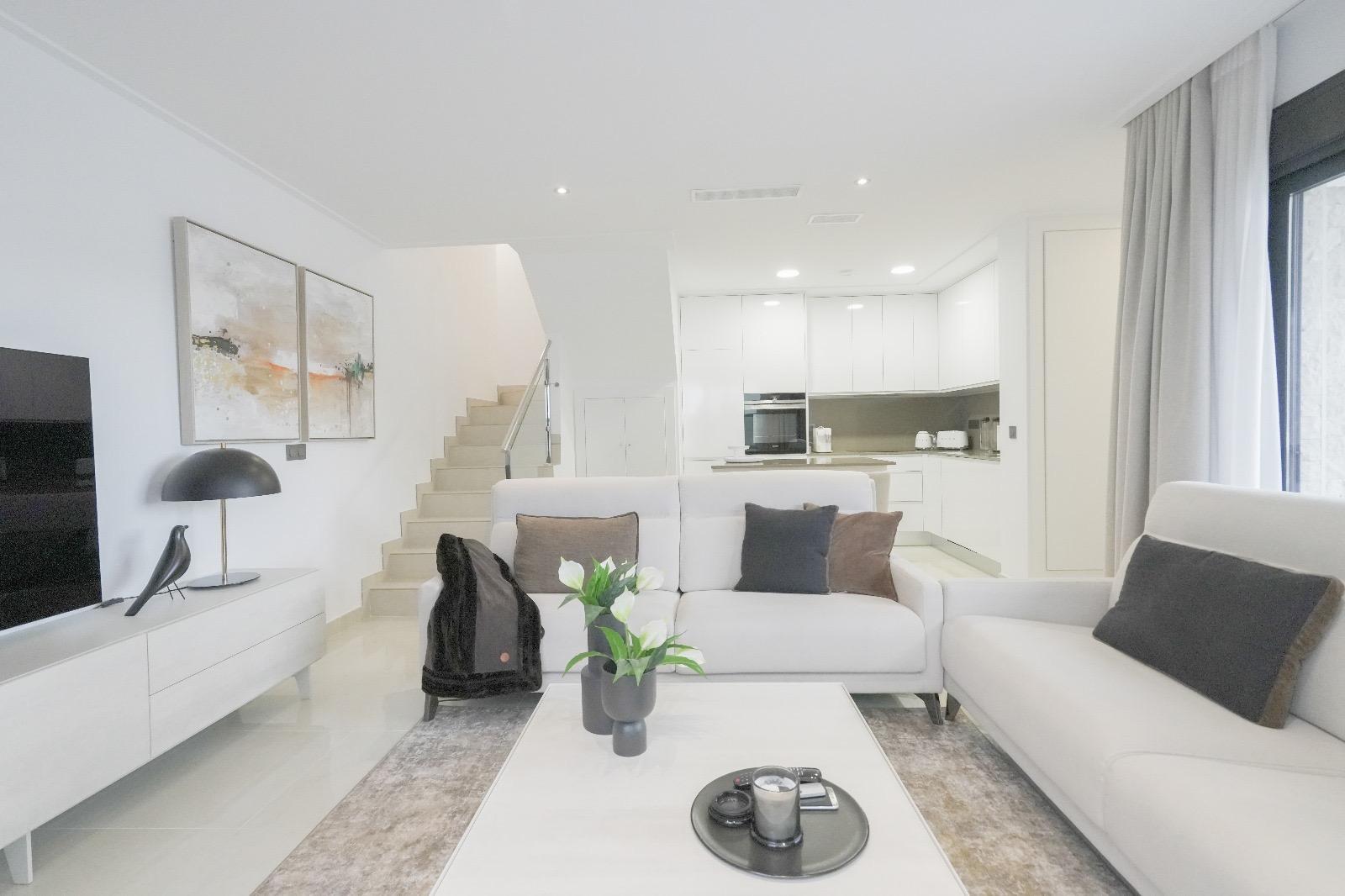 For sale - 3 Bedroom 2 Bathroom Villa in Dolores - Dolores  - Alicante