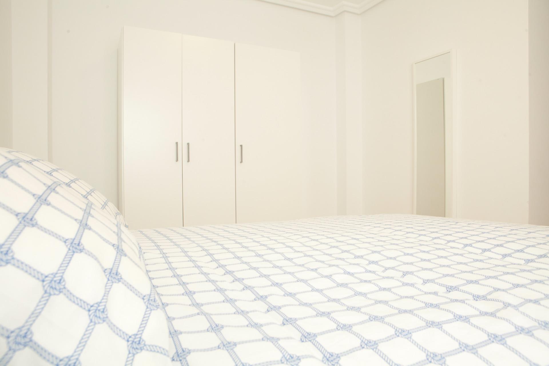 For sale - 4 Bedroom 2 Bathroom Apartment in Santa Pola - Centro  - Alicante