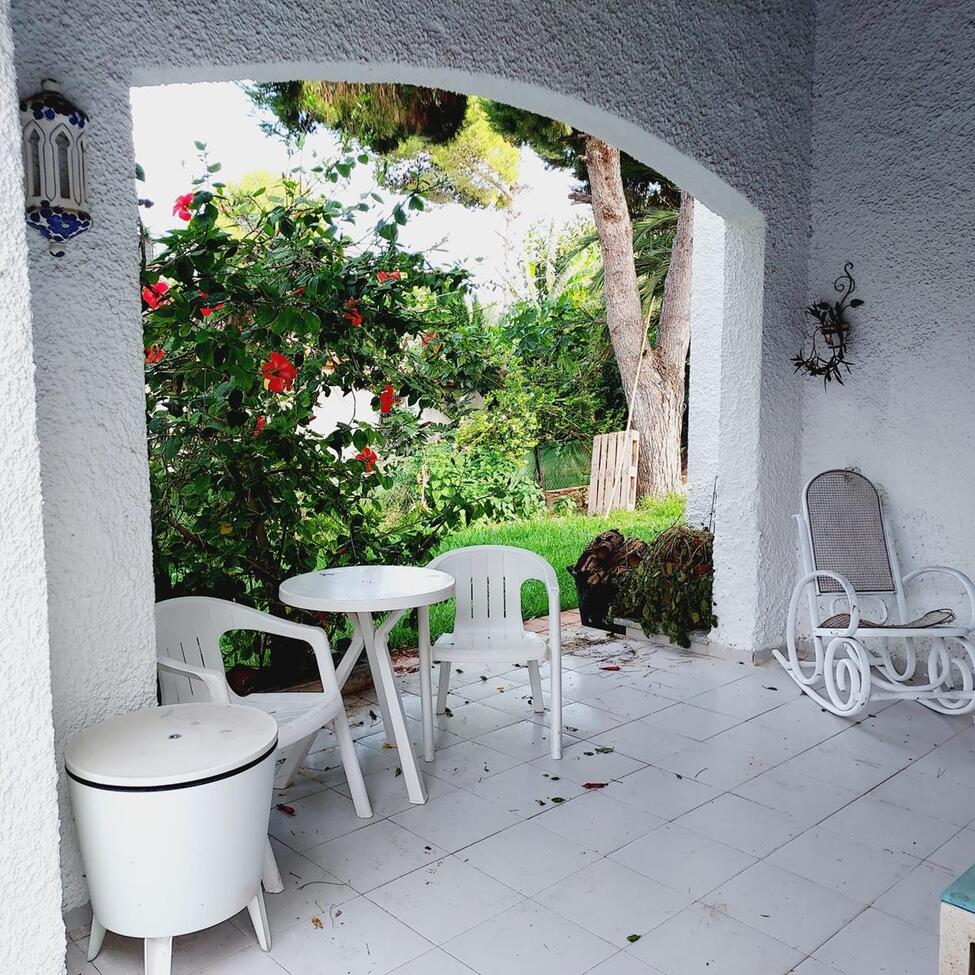For sale - 4 Bedroom 2 Bathroom Villa in Punta Prima  - Punta Prima  - Alicante