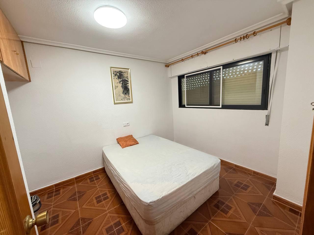 For sale - 3 Bedroom 2 Bathroom Apartment in Orihuela Costa - Punta Prima  - Alicante