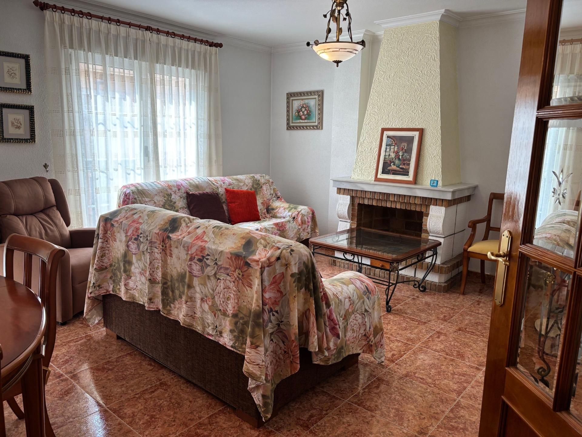 For sale - 5 Bedroom 3 Bathroom Town House in Formentera del Segura - Pueblo 5  - Alicante