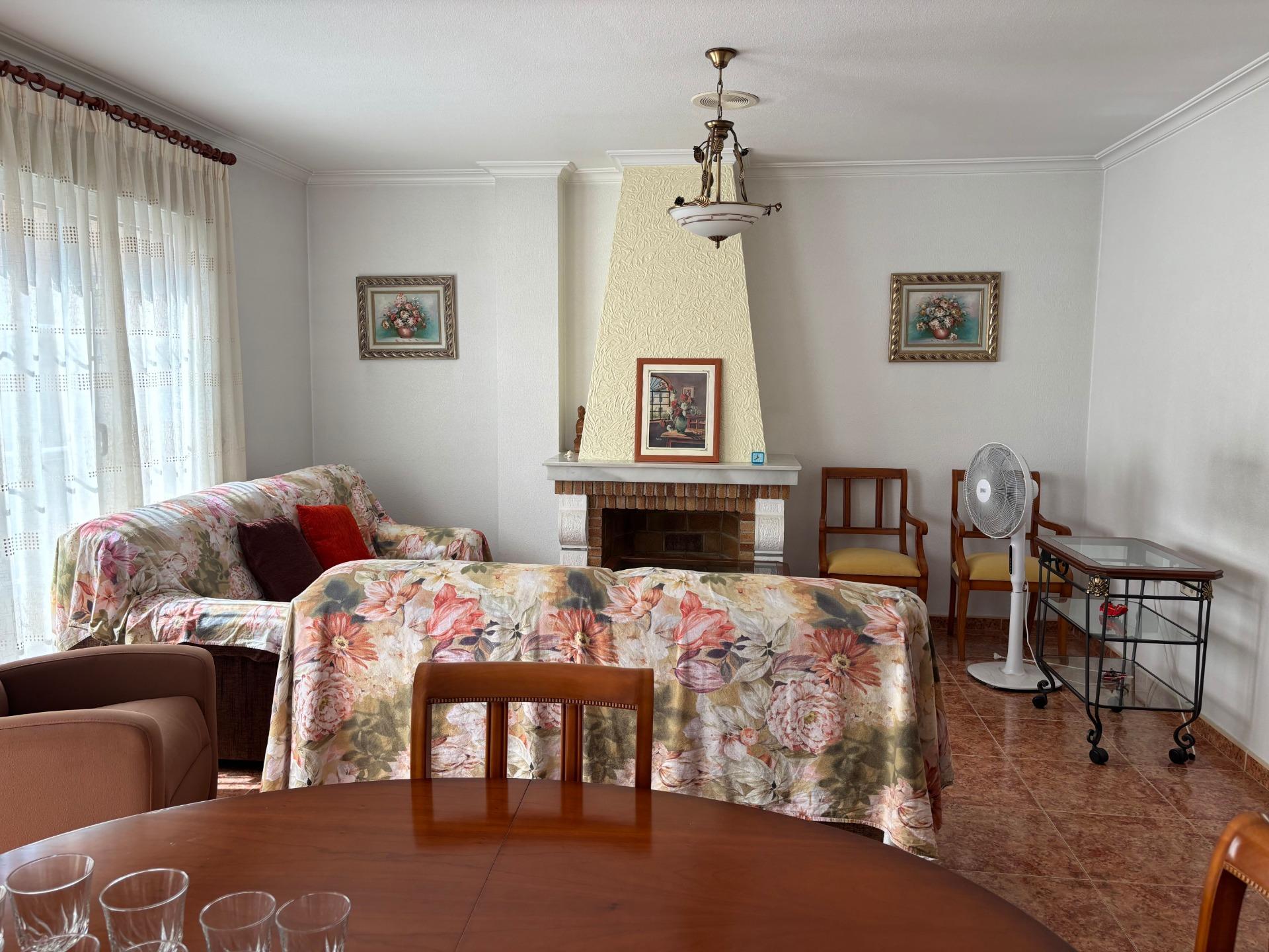 For sale - 5 Bedroom 3 Bathroom Town House in Formentera del Segura - Pueblo 5  - Alicante