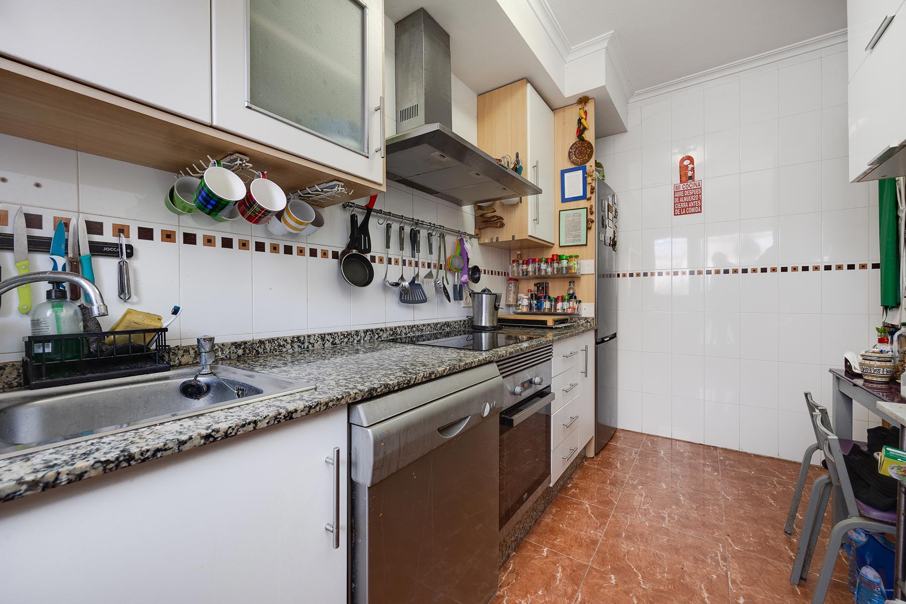 For sale - 4 Bedroom 2 Bathroom Villa in Villamartin - Costa Blanca  - Alicante