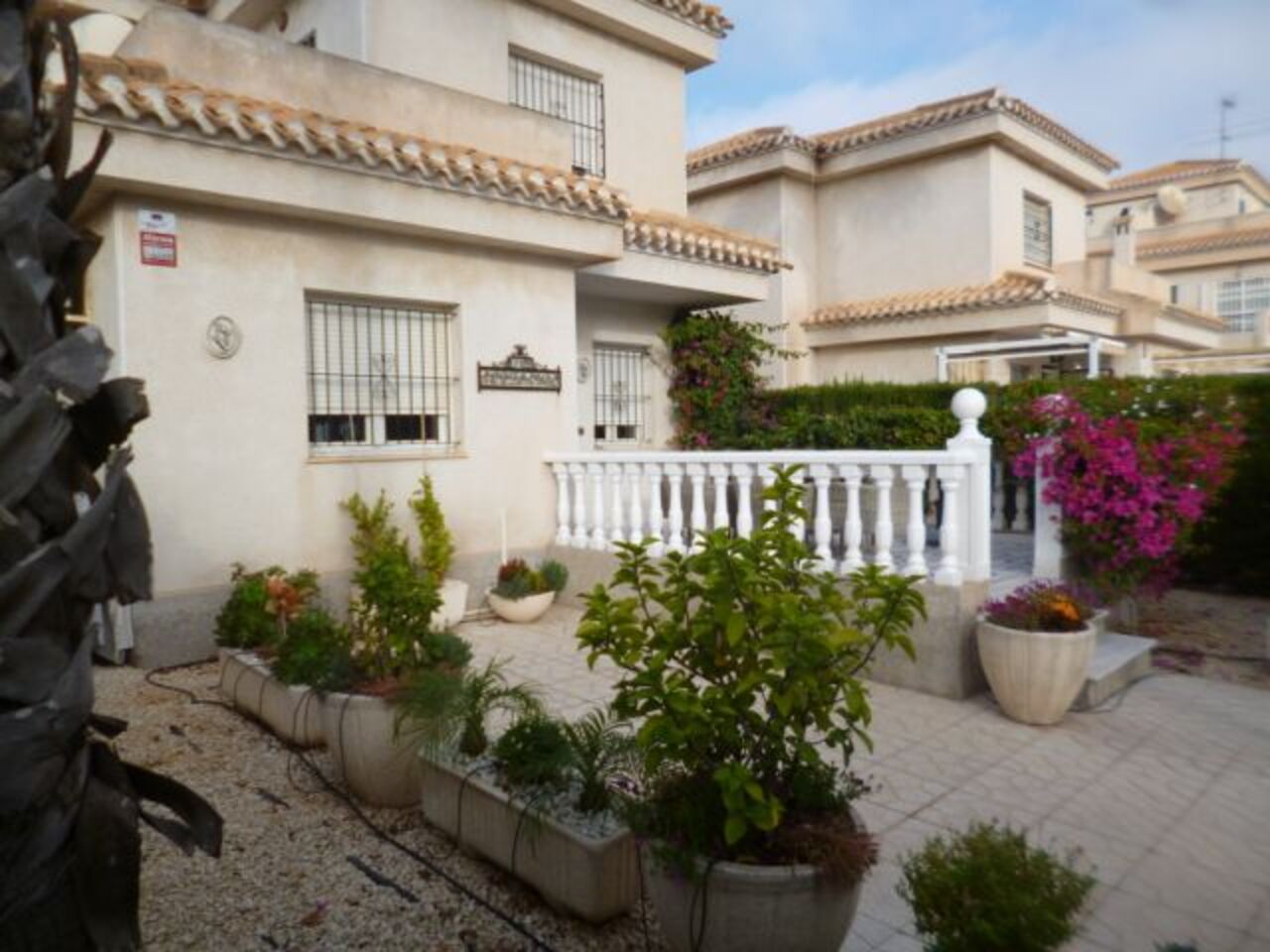 For sale - 3 Bedroom 2 Bathroom Villa in Playa Flamenca - Costa Blanca  - Alicante