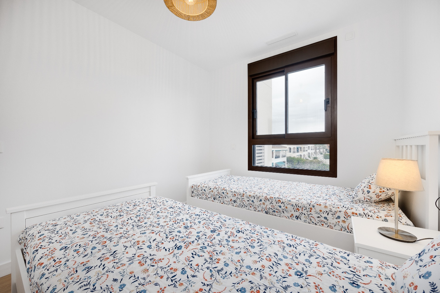 For sale - 2 Bedroom 2 Bathroom Apartment in Villamartin - Costa Blanca  - Alicante