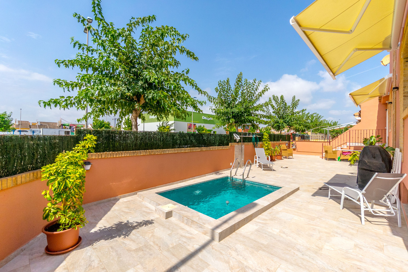 For sale - 3 Bedroom 3 Bathroom Villa in Torre de La Horadada - Costa Blanca  - Alicante