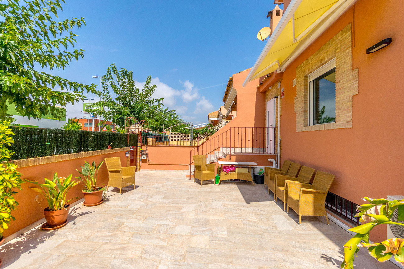 For sale - 3 Bedroom 3 Bathroom Villa in Torre de La Horadada - Costa Blanca  - Alicante