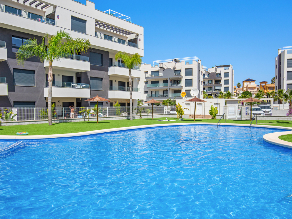 2 Bedroom 2 Bathroom Apartment in Villamartin