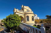 27-22-482-11-980/74119, 4 Bedroom 1 Bathroom Villa in Villamartin