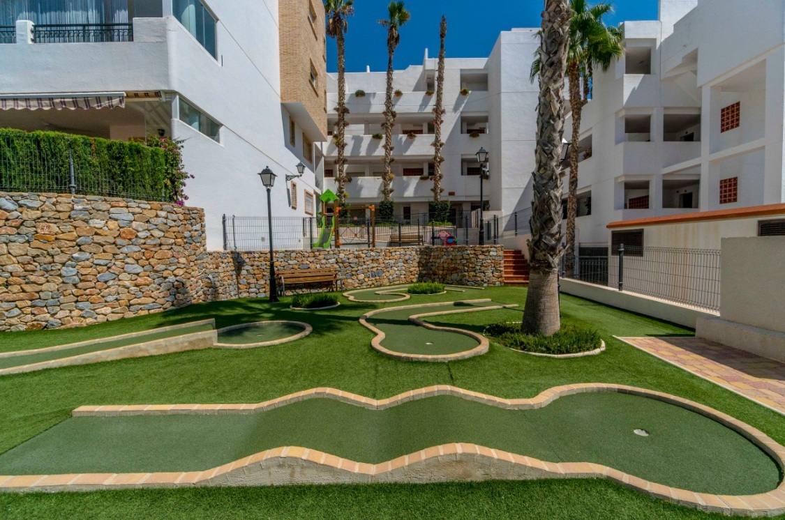 For sale - 3 Bedroom 2 Bathroom Apartment in Villamartin - Villamartin  - Alicante