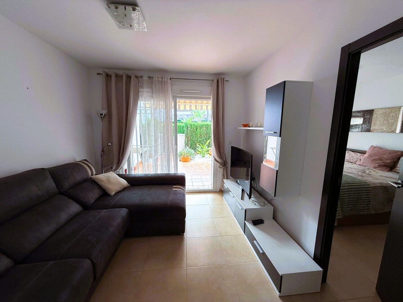 For sale - 3 Bedroom 2 Bathroom Apartment in Villamartin - Villamartin  - Alicante