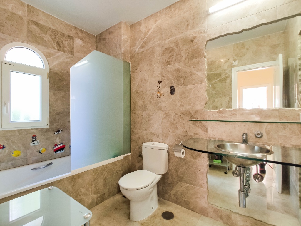 For sale - 4 Bedroom 4 Bathroom Villa in Las Ramblas Golf - Las Ramblas  - Alicante