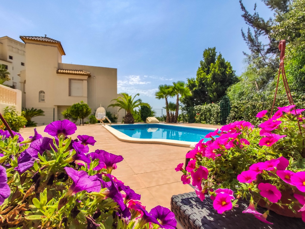 For sale - 4 Bedroom 4 Bathroom Villa in Las Ramblas Golf - Las Ramblas  - Alicante