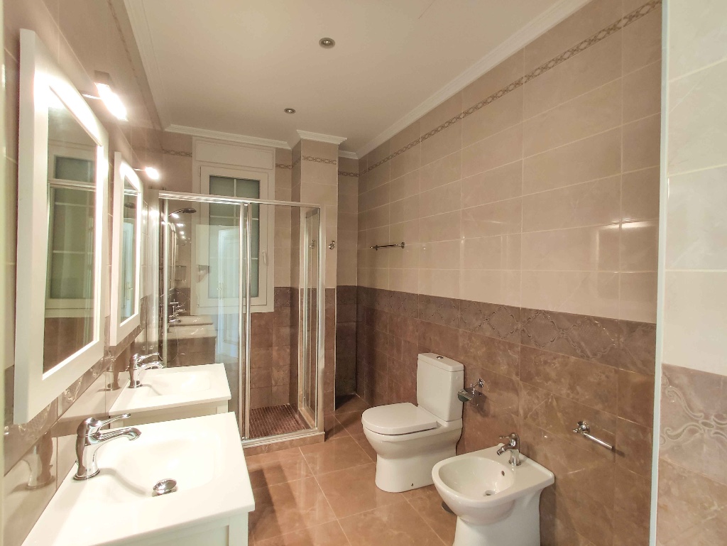 For sale - 6 Bedroom 8 Bathroom Villa in Cabo Roig - Cabo Roig  - Alicante