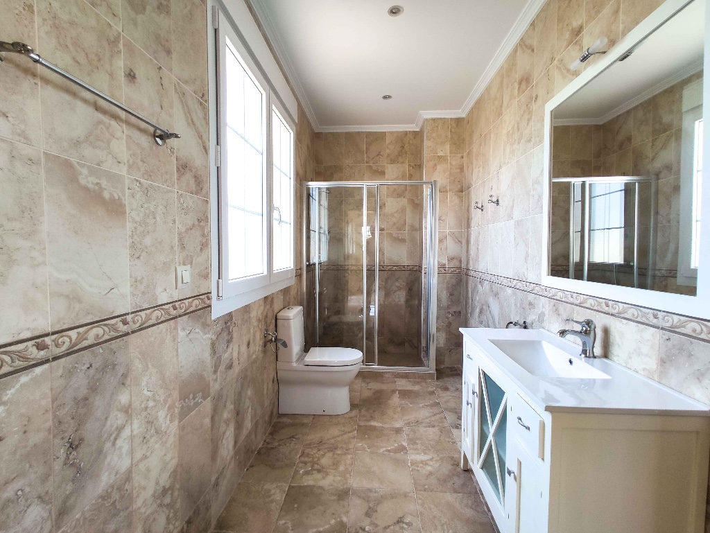 For sale - 6 Bedroom 8 Bathroom Villa in Cabo Roig - Cabo Roig  - Alicante