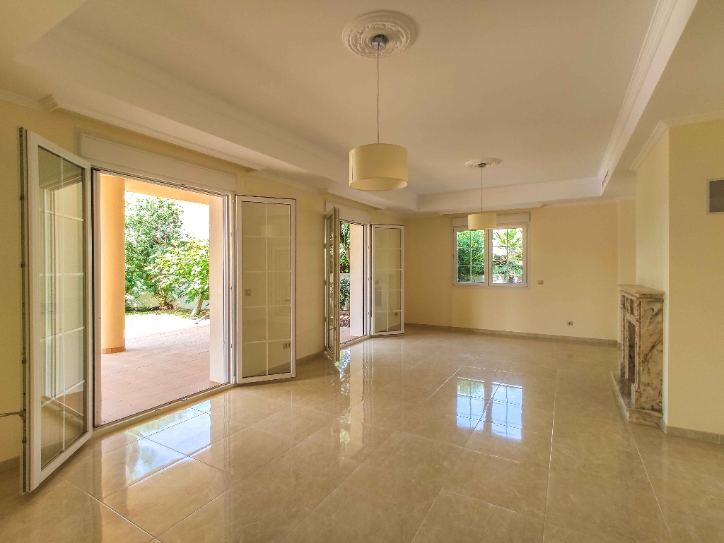 For sale - 6 Bedroom 8 Bathroom Villa in Cabo Roig - Cabo Roig  - Alicante