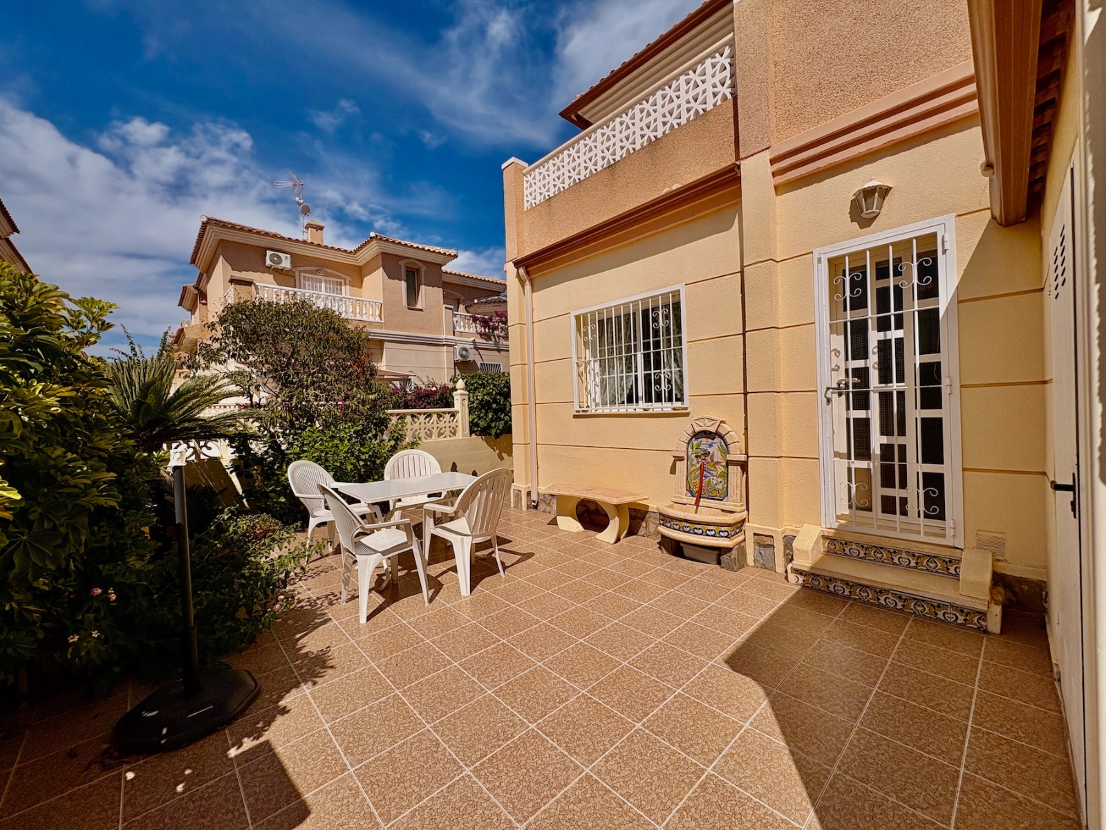 Sold - 3 Bedroom 2 Bathroom Adosado in Rojales - Ciudad Quesada  - Alicante