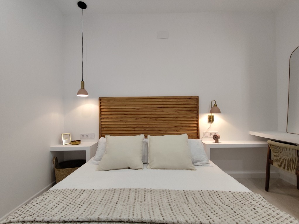 For sale - 2 Bedroom 1 Bathroom Bungalow in La Siesta -  - Alicante