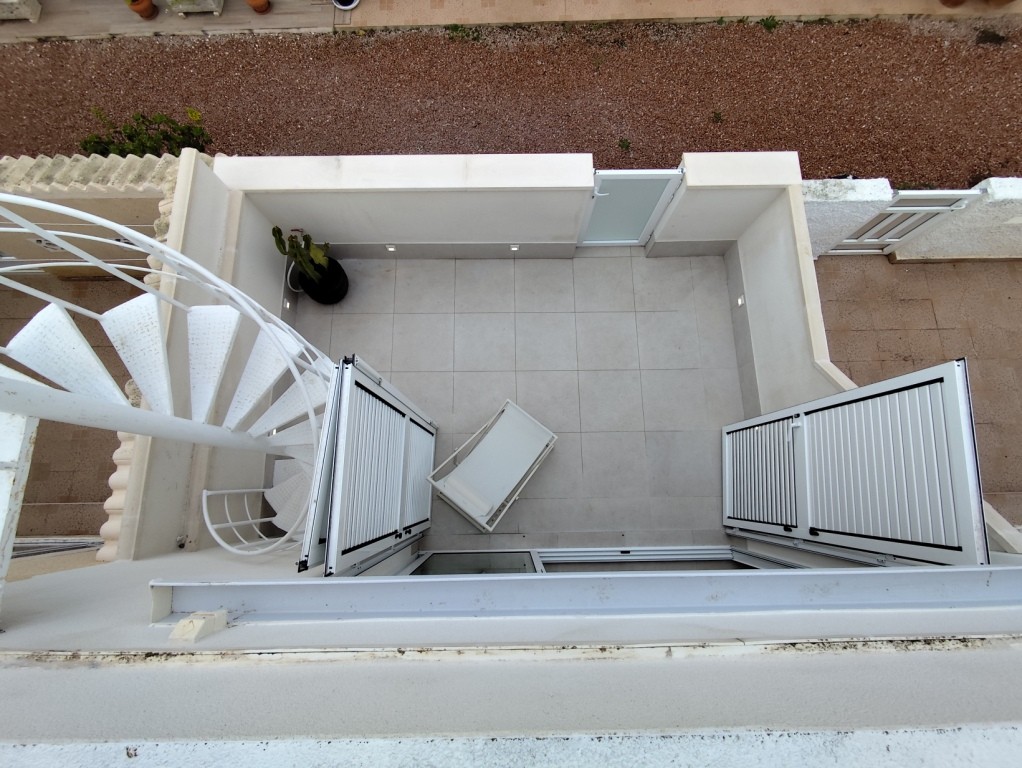 For sale - 2 Bedroom 1 Bathroom Bungalow in La Siesta -  - Alicante