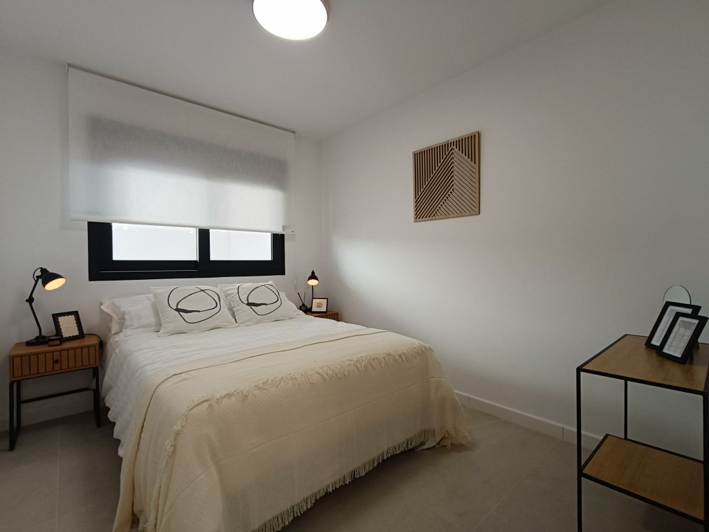 For sale - 3 Bedroom 2 Bathroom Villa in El Chaparral - El Chaparral - Alicante