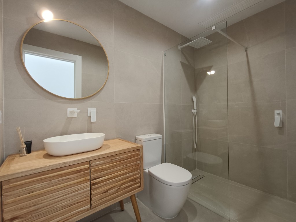 For sale - 3 Bedroom 2 Bathroom Villa in El Chaparral - El Chaparral - Alicante