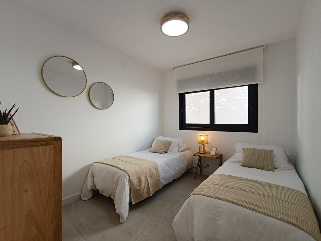 For sale - 3 Bedroom 2 Bathroom Villa in El Chaparral - El Chaparral - Alicante