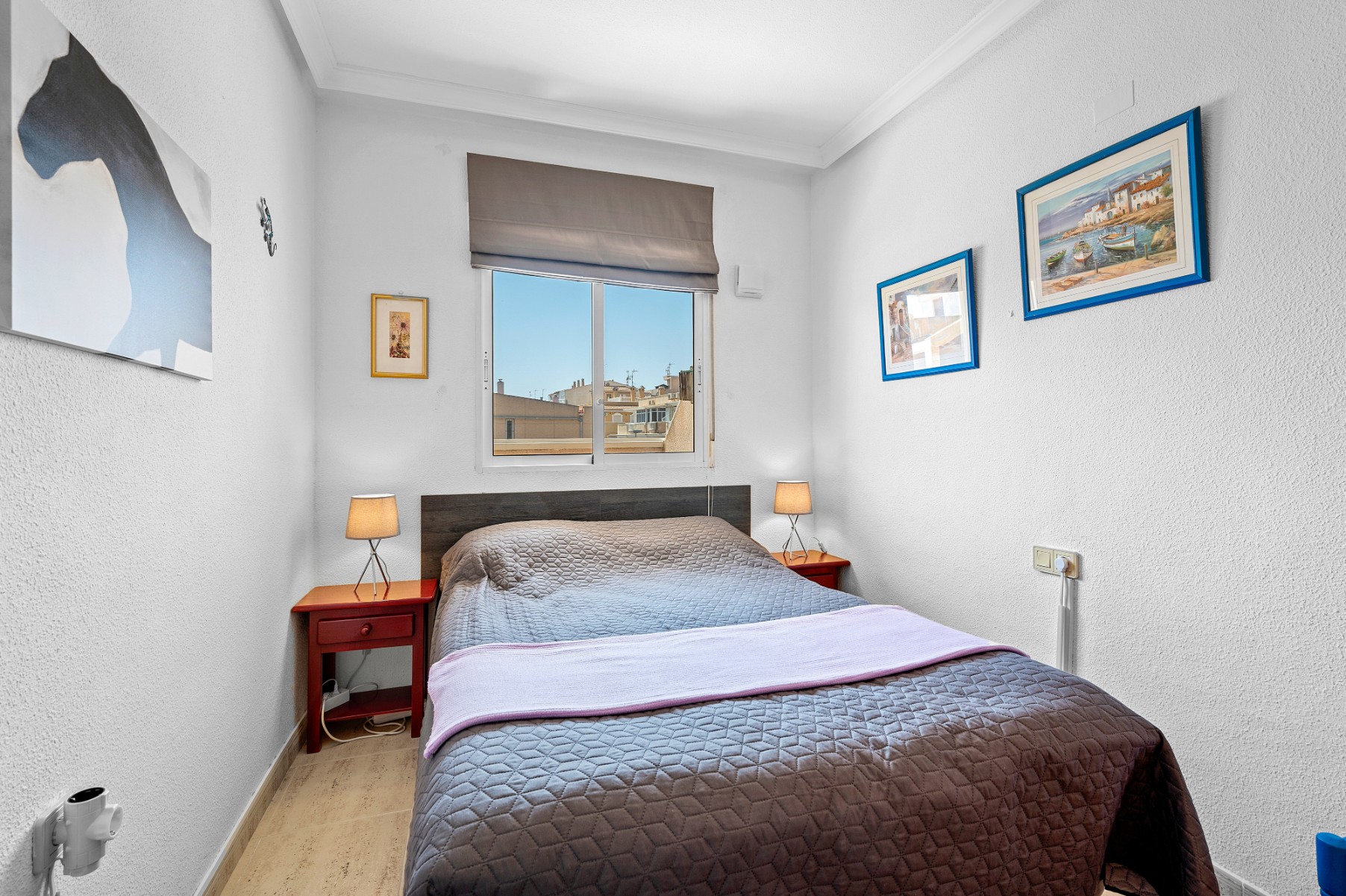 For sale - 3 Bedroom 2 Bathroom Apartment in Torrevieja - Torrevieja  - Alicante