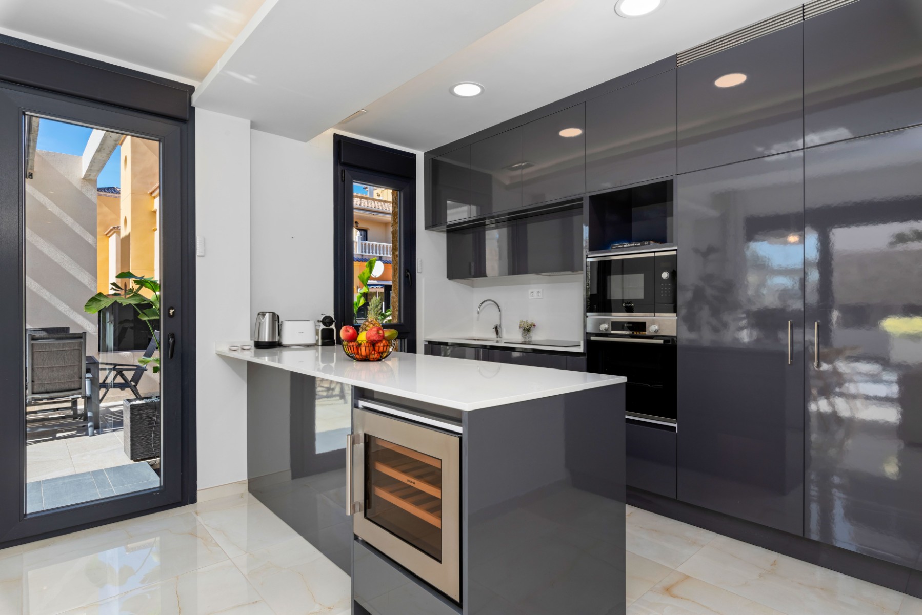 For sale - 4 Bedroom 4 Bathroom Villa in Orihuela Costa - Lomas de Campoamor  - Alicante