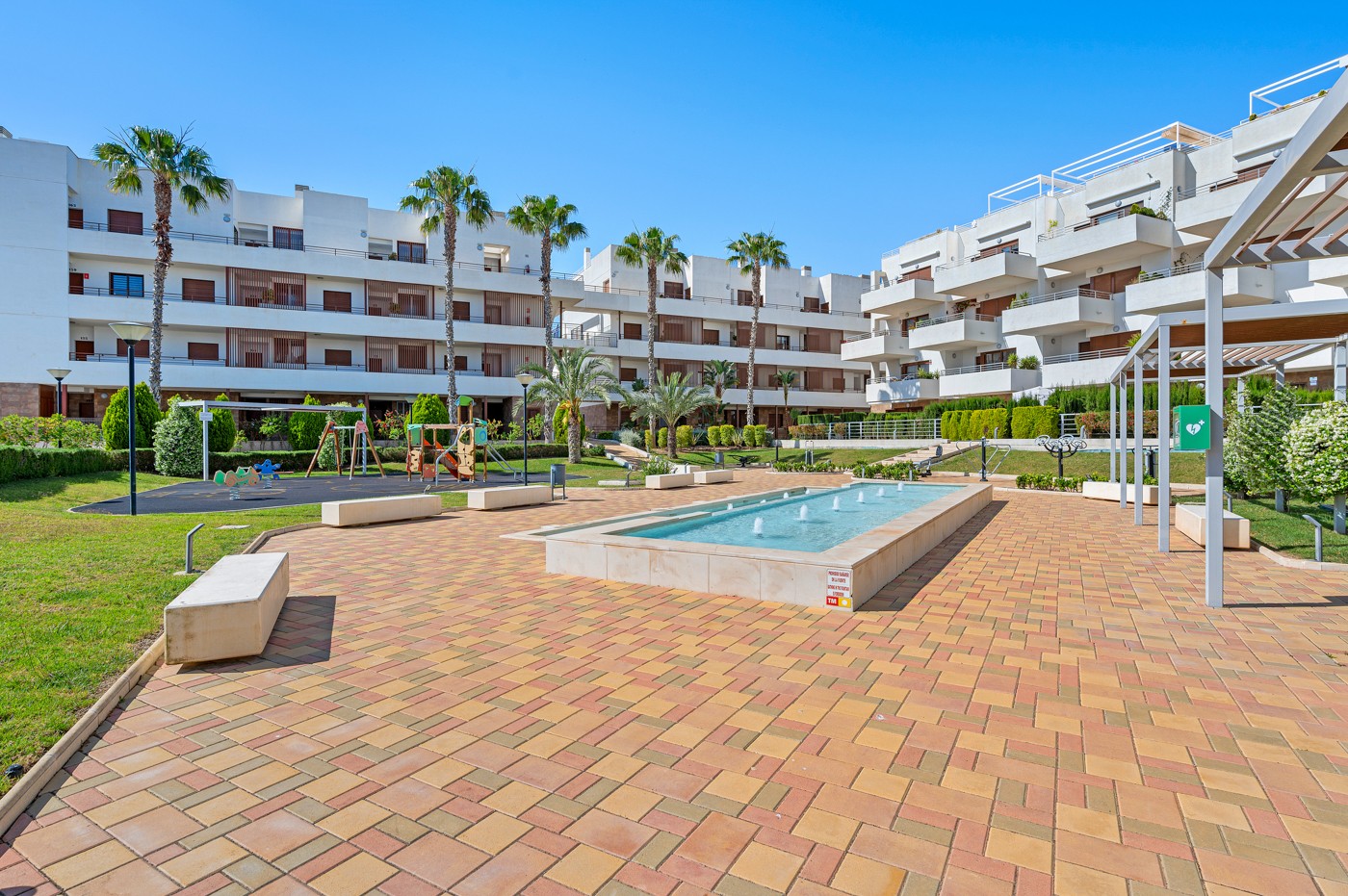 Sold - 2 Bedroom 2 Bathroom Apartment in Lomas de Cabo Roig - Lomas de Cabo Roig  - Alicante