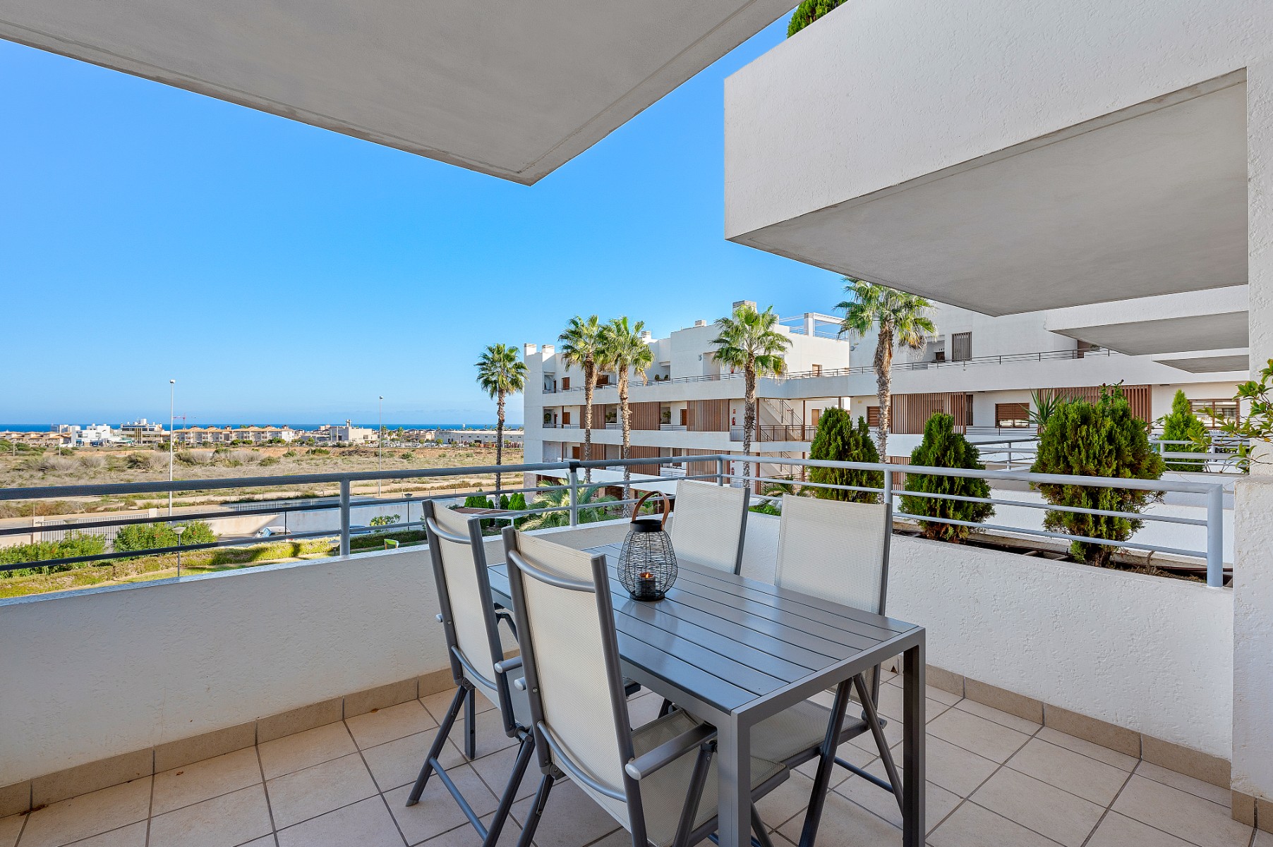 Sold - 2 Bedroom 2 Bathroom Apartment in Lomas de Cabo Roig - Lomas de Cabo Roig  - Alicante