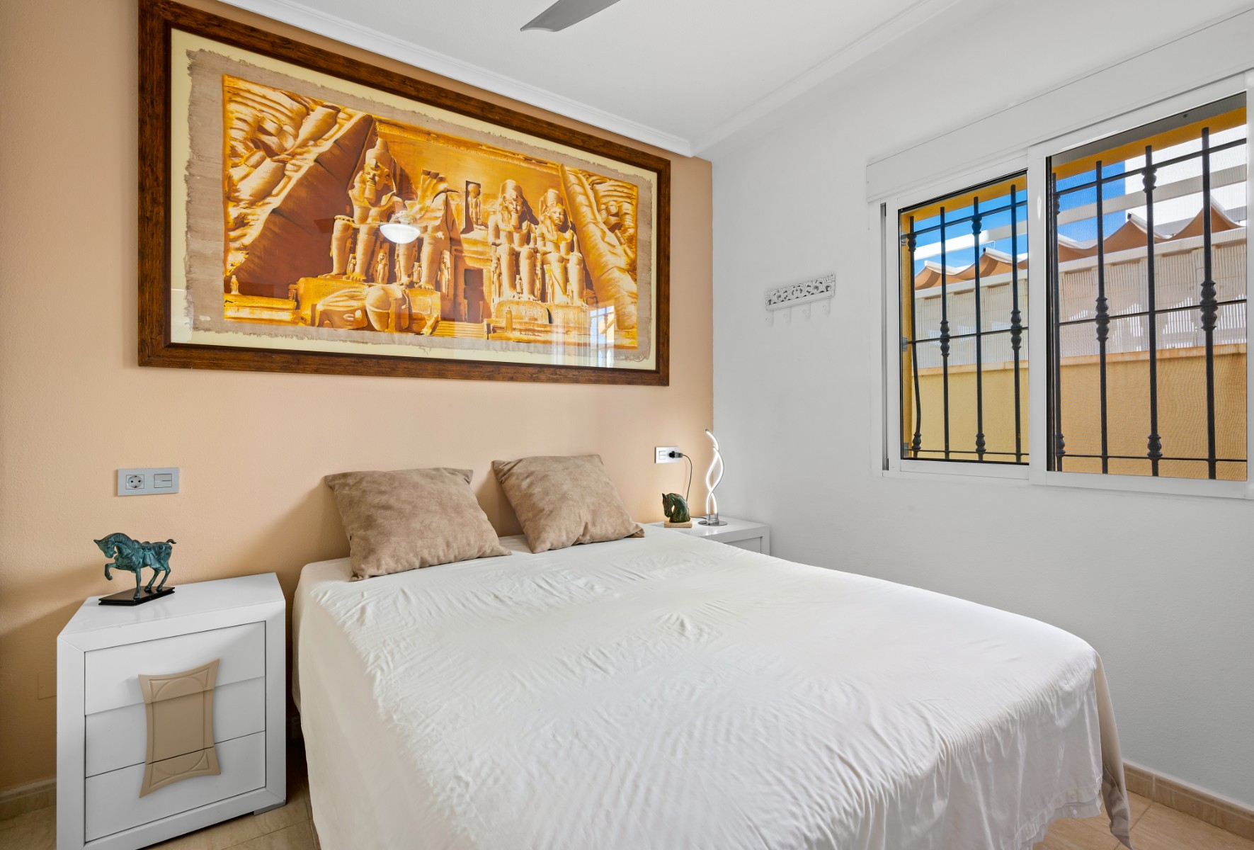 For sale - 3 Bedroom 2 Bathroom Villa in El Raso - El Raso  - Alicante