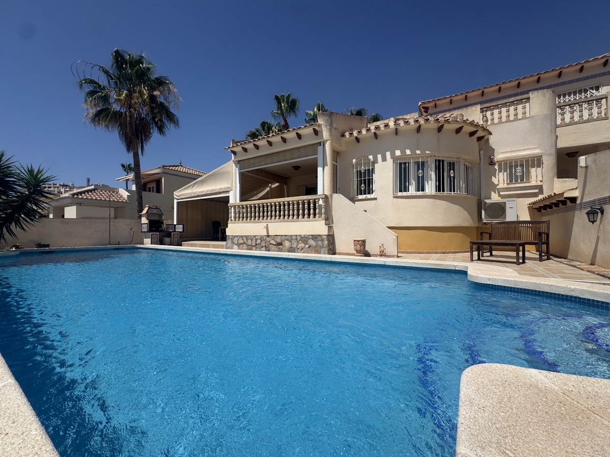 Sold - 3 Bedroom 2 Bathroom Villa in Las Ramblas Golf - , Las Ramblas Golf, Alicante, Spain - Alicante
