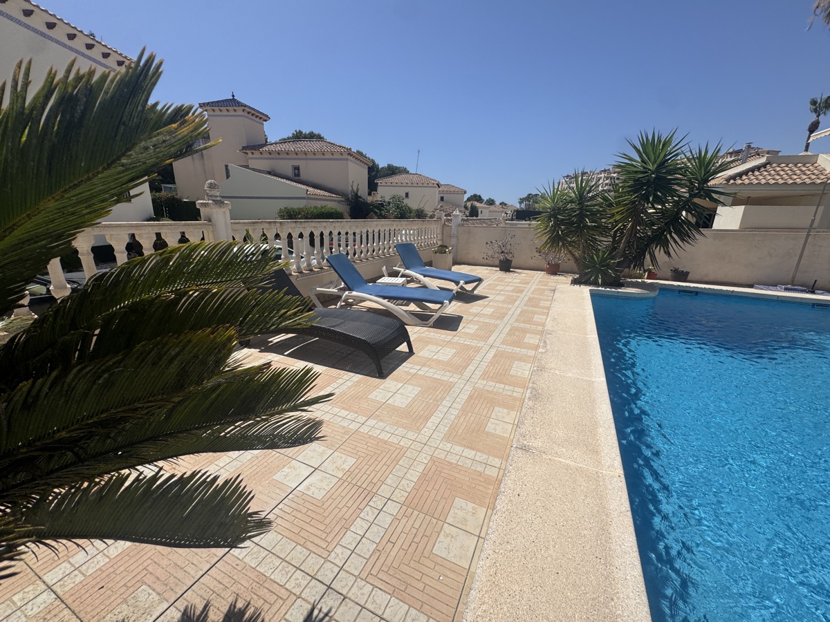 Sold - 3 Bedroom 2 Bathroom Villa in Las Ramblas Golf - , Las Ramblas Golf, Alicante, Spain - Alicante