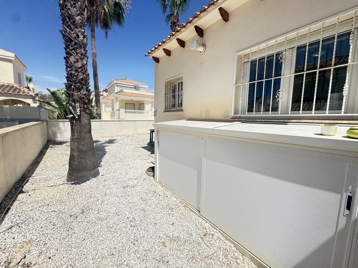 Sold - 3 Bedroom 2 Bathroom Villa in Las Ramblas Golf - , Las Ramblas Golf, Alicante, Spain - Alicante