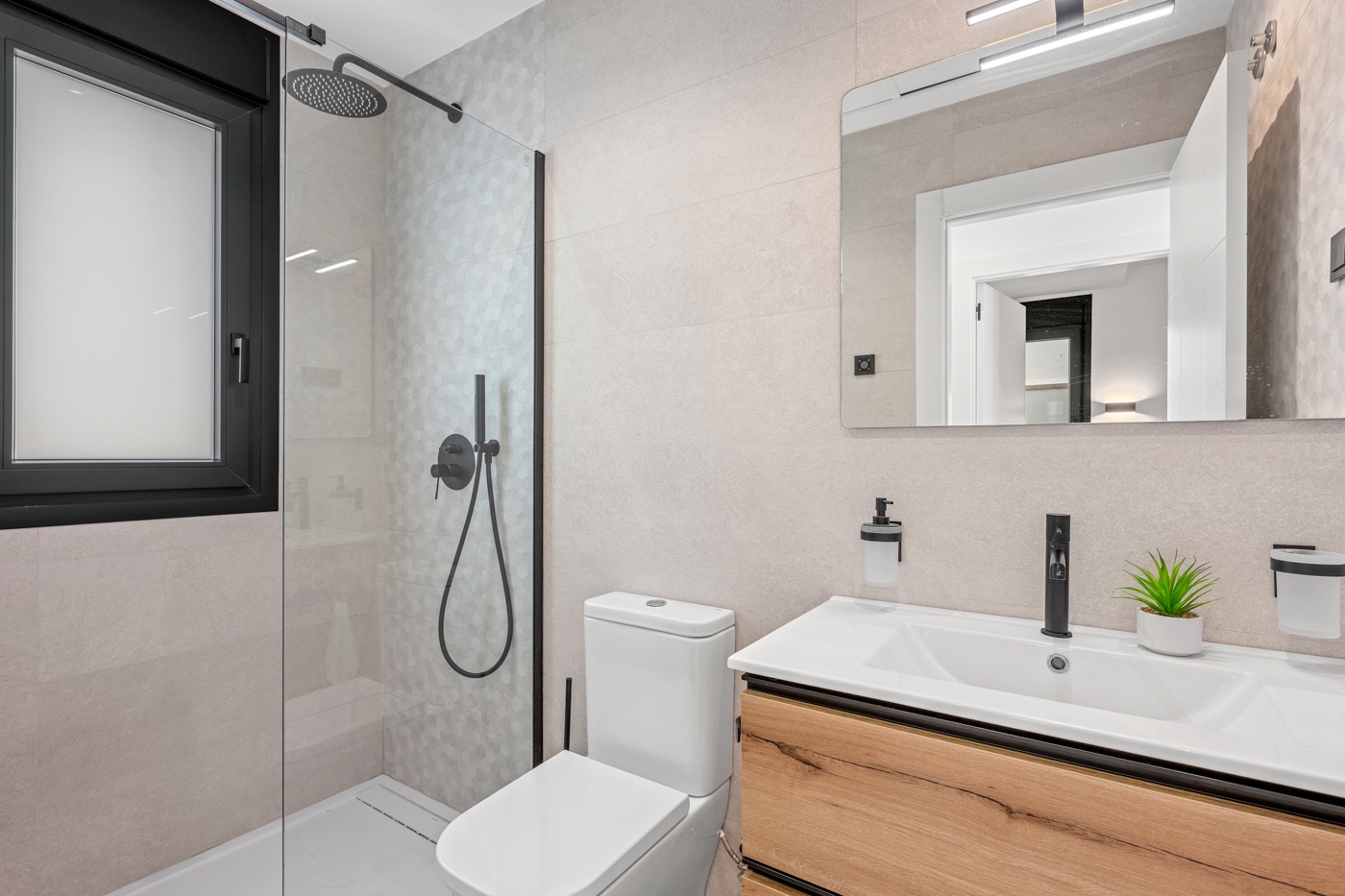 For sale - 3 Bedroom 3 Bathroom Villa in Orihuela Costa - Costa Blanca  - Alicante