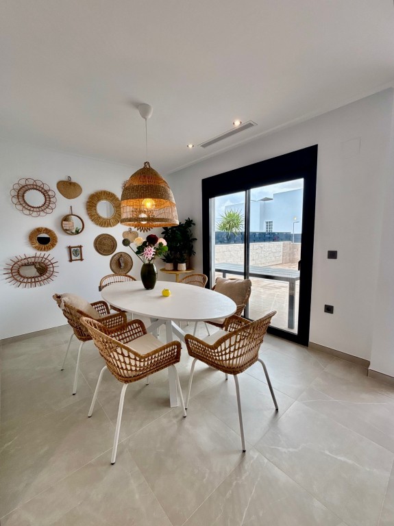 For sale - 2 Bedroom 2 Bathroom Villa in Benijofar - Costa Blanca  - Alicante