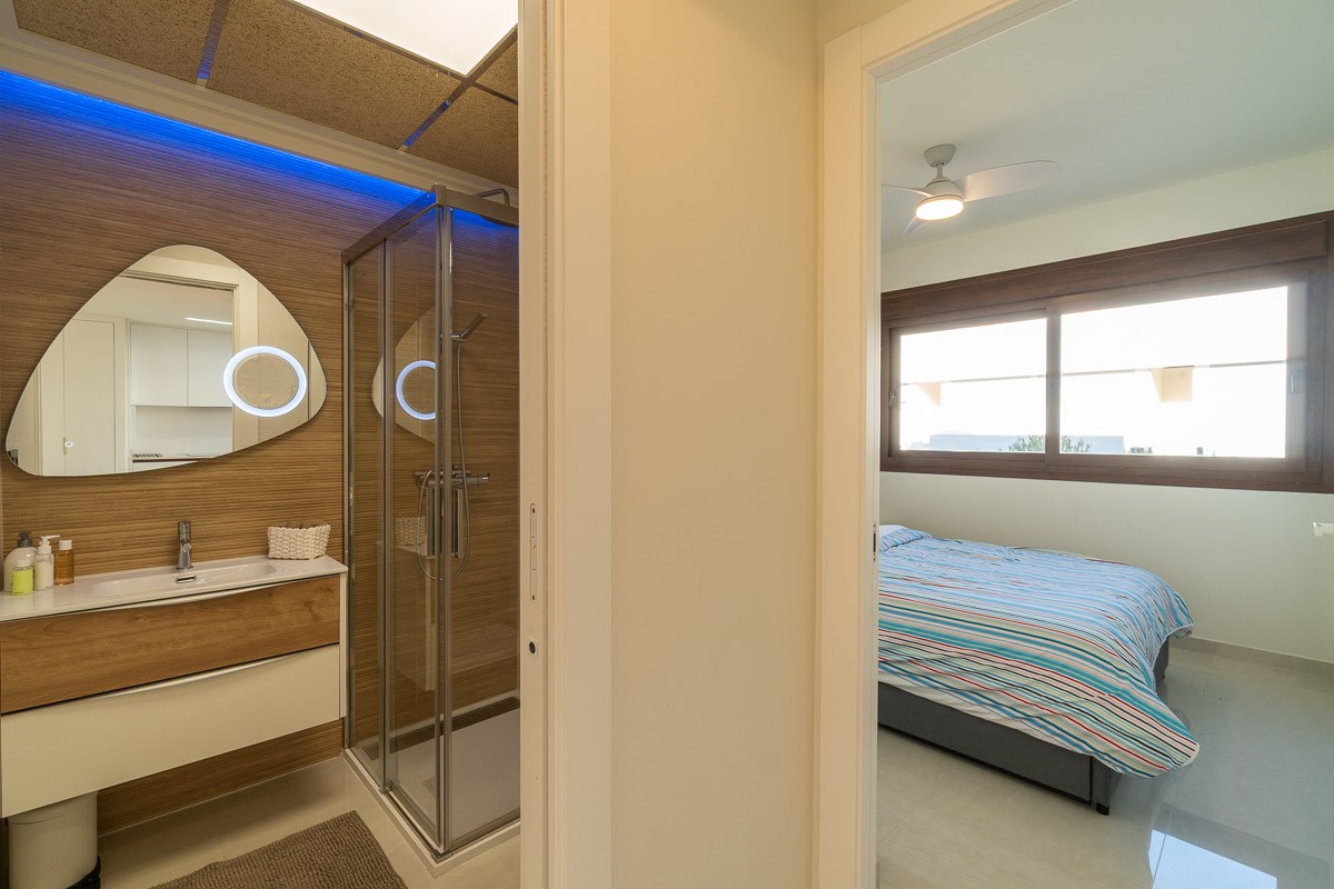 For sale - 2 Bedroom 2 Bathroom Apartment in Torrevieja - Costa Blanca  - Alicante