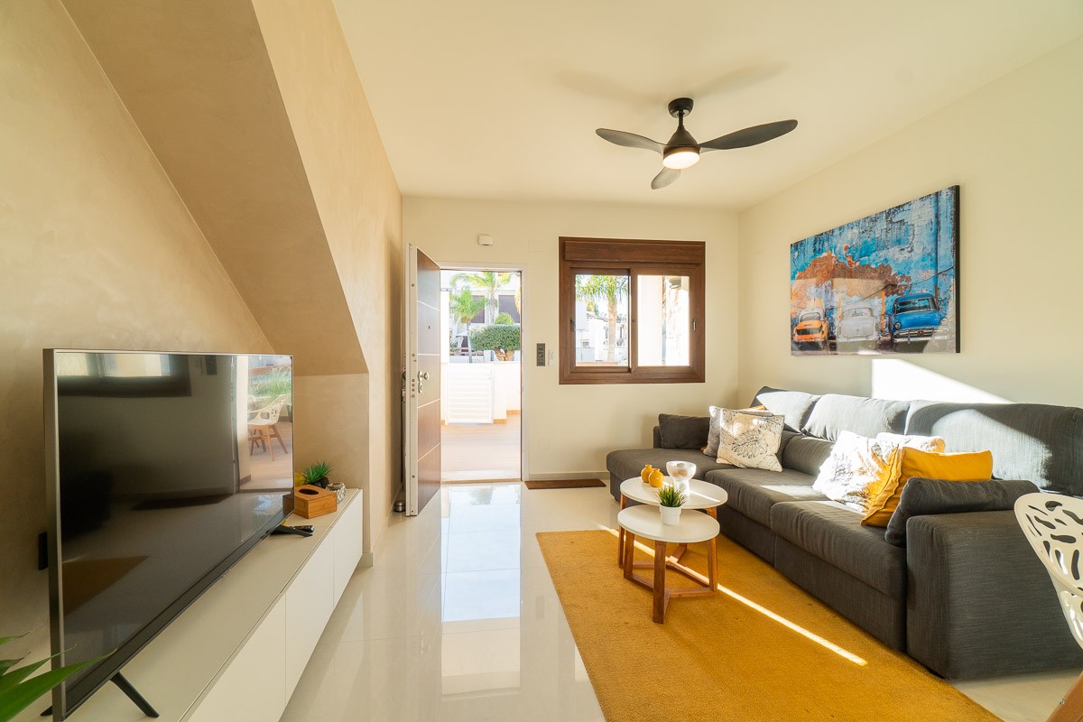 For sale - 2 Bedroom 2 Bathroom Apartment in Torrevieja - Costa Blanca  - Alicante