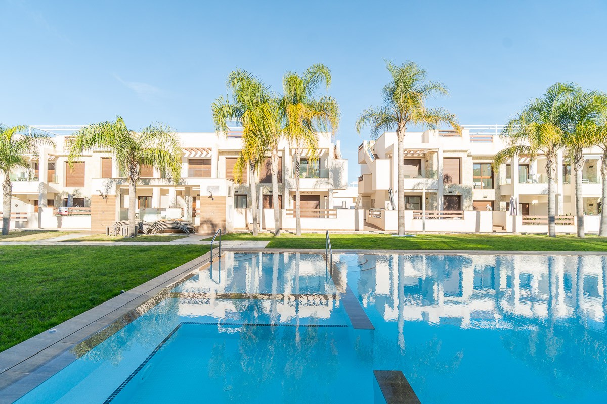 For sale - 2 Bedroom 2 Bathroom Apartment in Torrevieja - Costa Blanca  - Alicante
