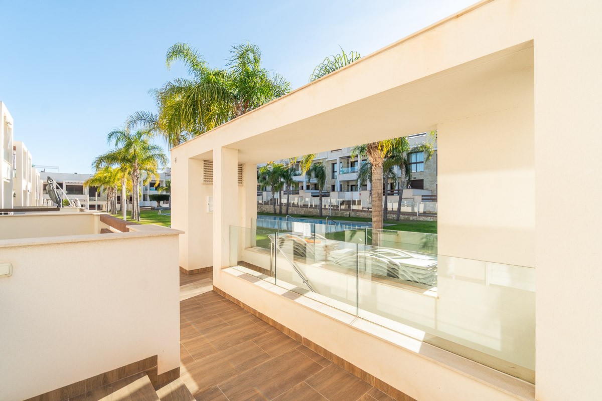 For sale - 2 Bedroom 2 Bathroom Apartment in Torrevieja - Costa Blanca  - Alicante